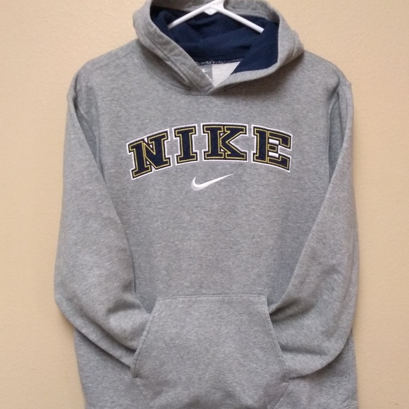 youth xl nike hoodie